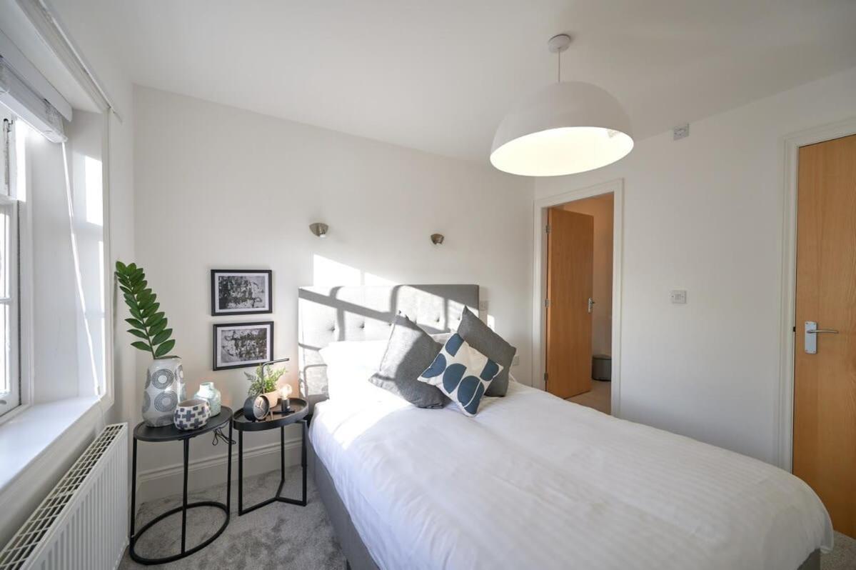 A Stylish Apartment With Parking In Preston Preston  Zewnętrze zdjęcie