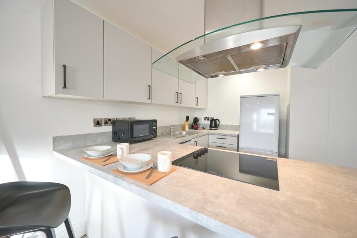 A Stylish Apartment With Parking In Preston Preston  Zewnętrze zdjęcie
